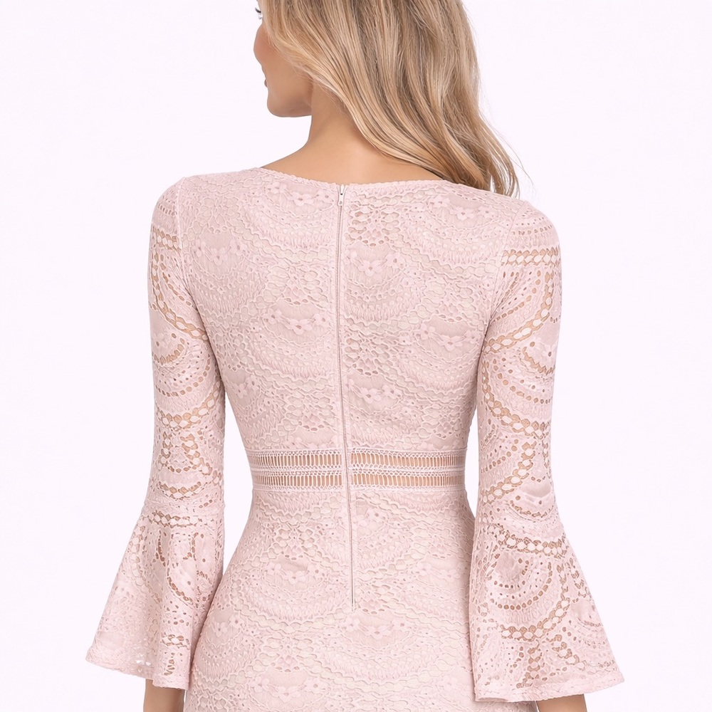 🆕Bell sleeve blush lace bodycon v neck dress - Picture 3 of 4